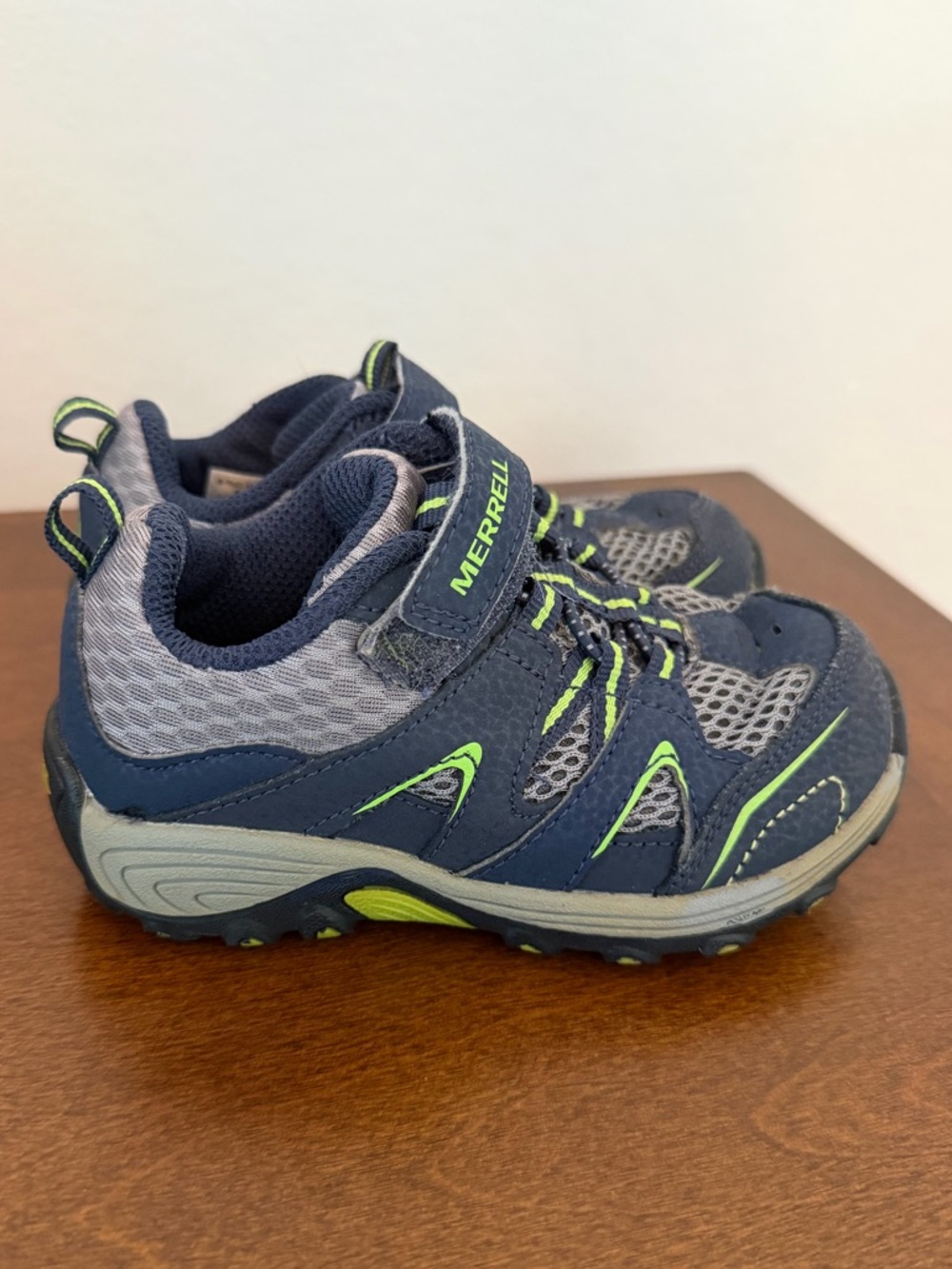 Merrell Trail Chaser Jr Boys Hiking Shoes Blue Green Velcro Sneakers Size 8.5